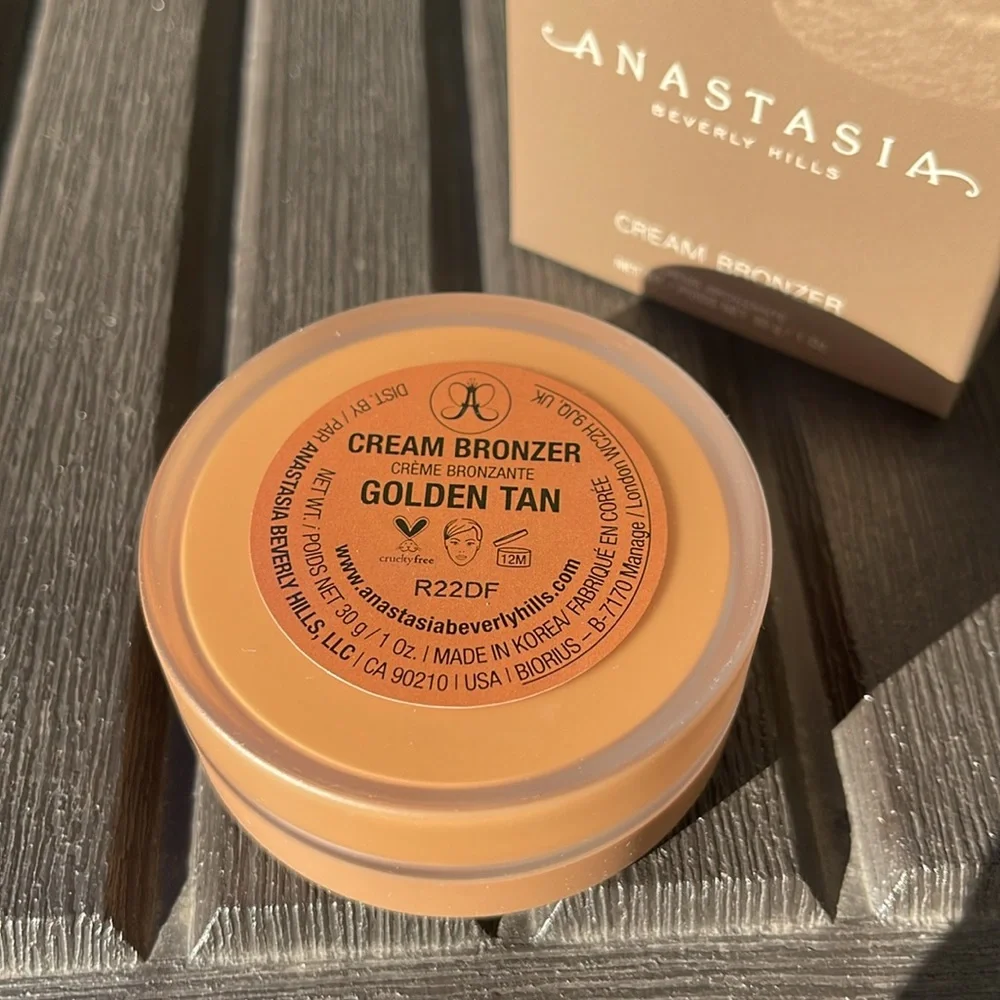 Anastasia Beverly Hills - Cream Bronzer - Golden Tan